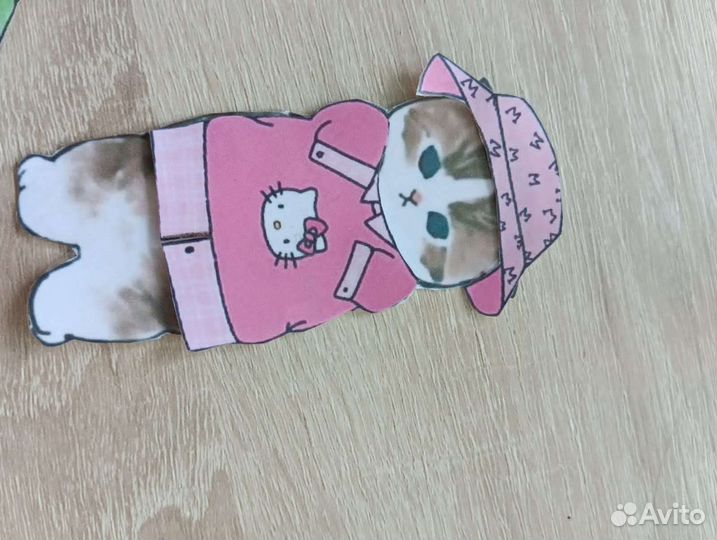 Котики бумажные с одеждой и аксессуарами