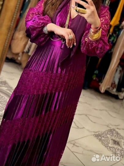 Вечернее платье