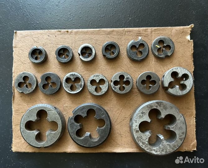 Плашки для нарезания резьбы