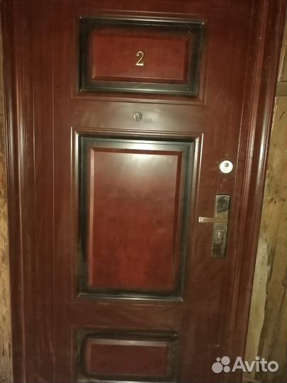 Металлическая дверь бу