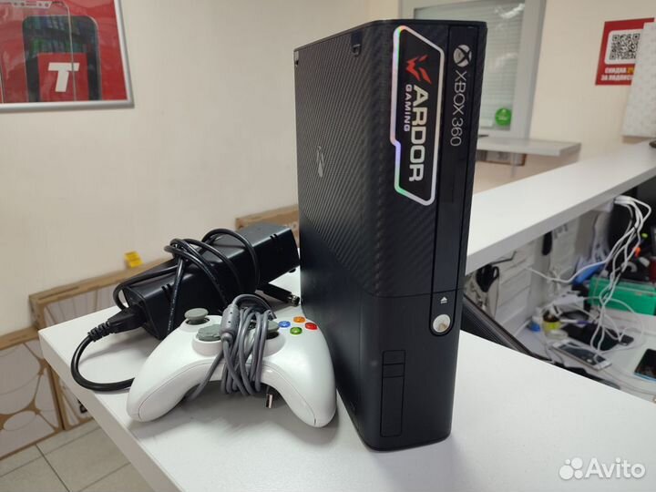 Xbox 360e 32Gb