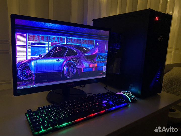 Игровой компьютер с монитором