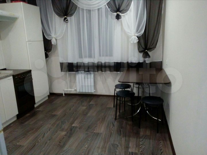 1-к. квартира, 40 м², 4/9 эт.