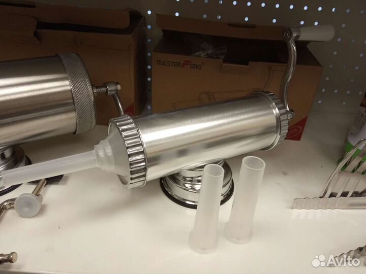 Шприц колбасный на 1 кг, 3 насадки