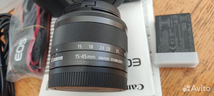 Беззеркалка Canon M50