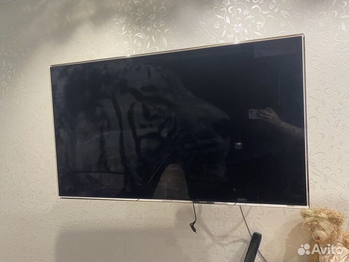 Телевизор samsung led