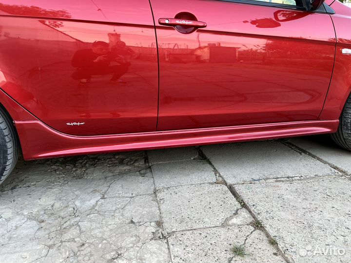 Накладки на пороги mitsubishi lancer 10