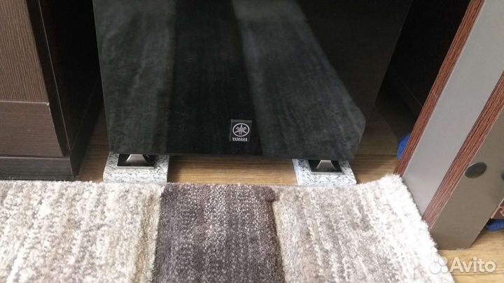 Акустические колонки Yamaha NS-777