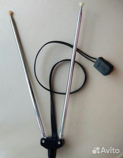 Антенна комнатная