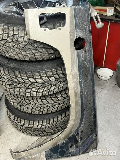 Крыло nissan safari60