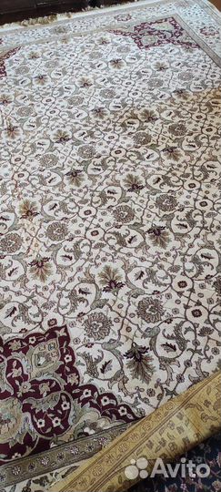Ковер шелковый