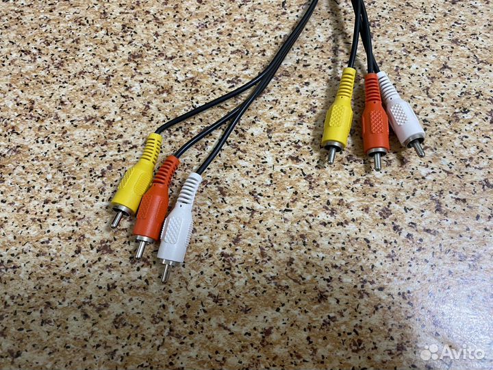 Межблочный кабель 3RCA-3RCA (тюльпан-тюльпан)