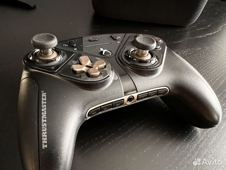 Геймпад Thrustmaster eSwap X pro