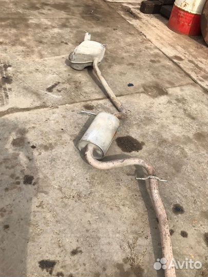 Глушитель Volkswagen Jetta 6 на балку