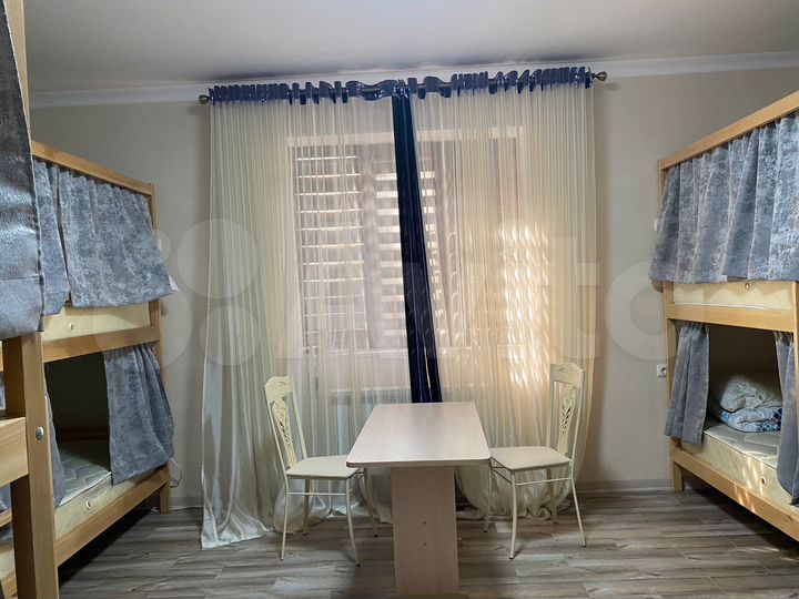 Гостиница, 554.2 м²