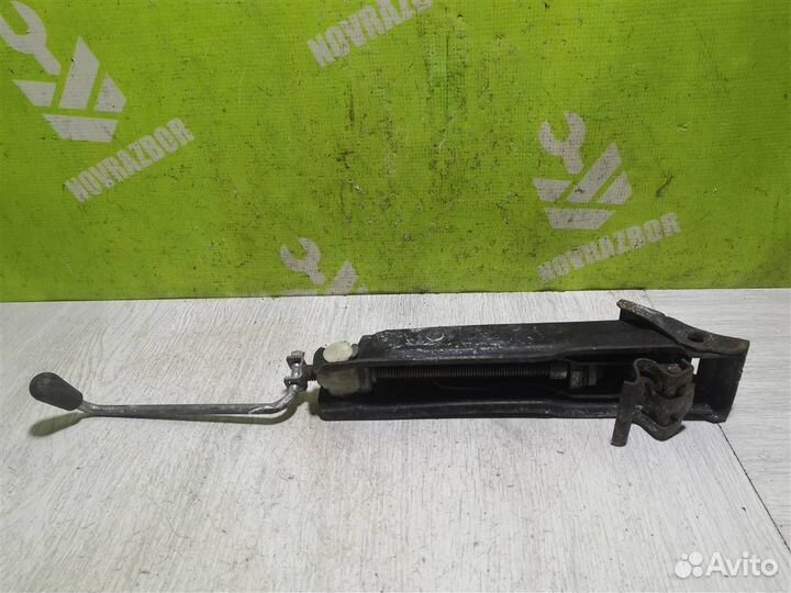 Домкрат Фольксваген Гольф 3 Венто