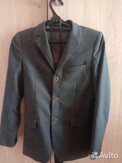 Школьный костюм