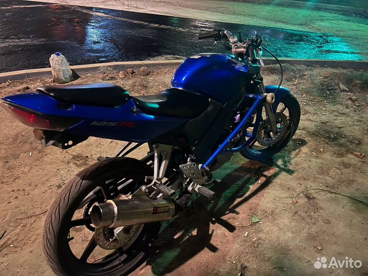 Honda CBR125R