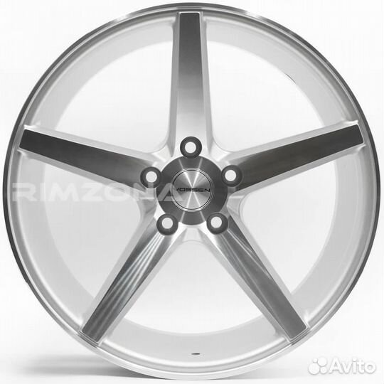 Литой диск в стиле vossen R18 5x114.3