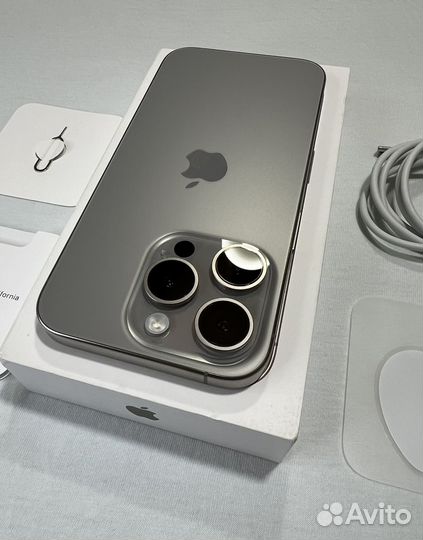 iPhone 15 Pro, 256 ГБ
