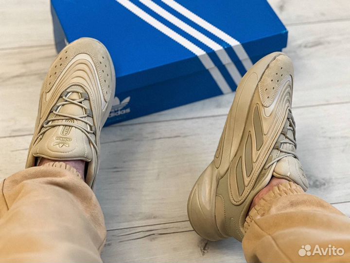 Кроссовки Adidas Ozelia