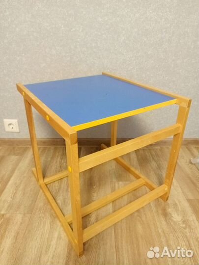 Детский стол и стул