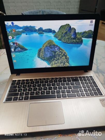 Ноутбук asus d540n