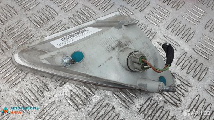 Поворотник левый Mercedes-Benz R-Класс W251 2007