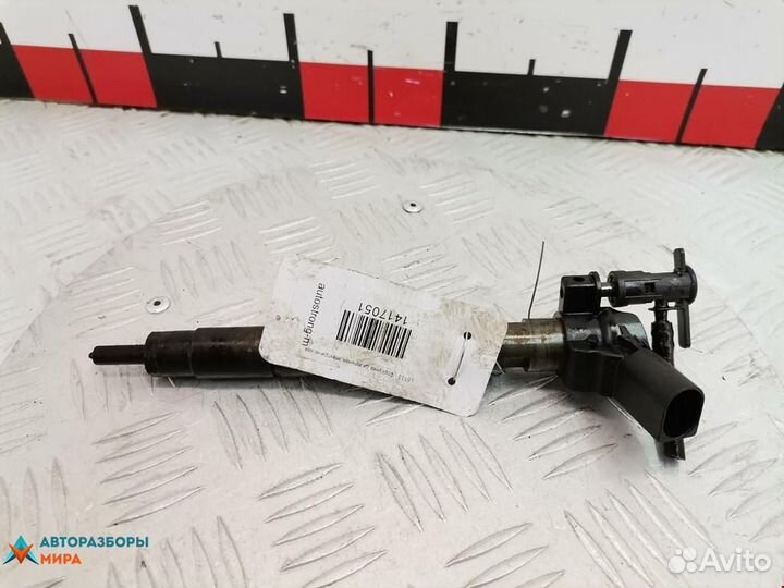 Форсунка Volkswagen Passat B6 2008 03L130277