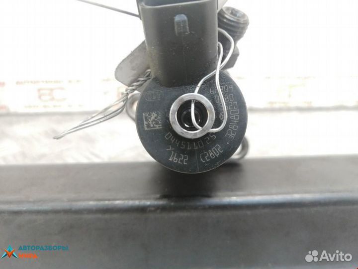 Форсунка Peugeot 206 рест. 2006 1980J5