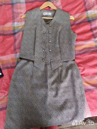 Костюм женский тройка