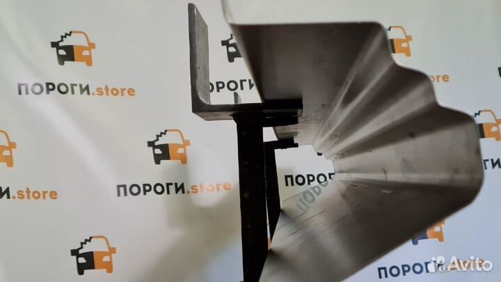 Кузовной порог левый Mitsubishi Mirage