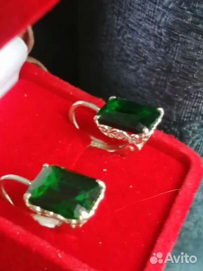 Серебряные серьги новые