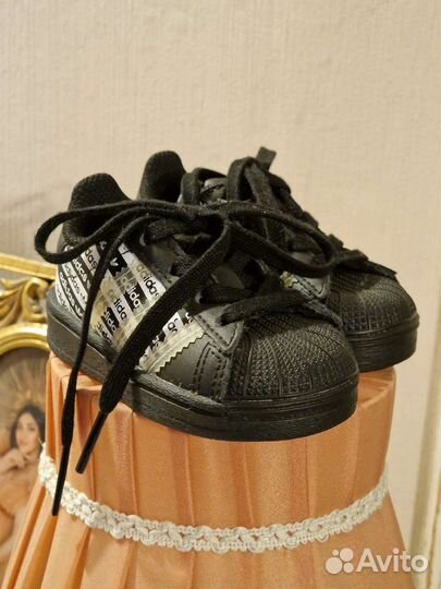 Кроссовки adidas оригинал детские