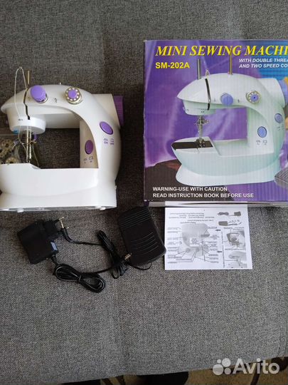 Швейная машинка mini новая