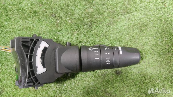 Подрулевой переключатель стеклоочистителя Nissan