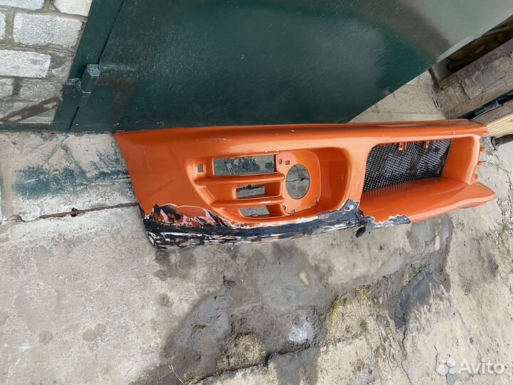 Передний бампер impreza gc8