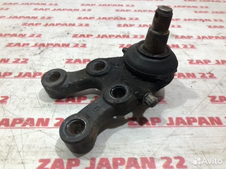 Шаровая опора передняя правая Mitsubishi
