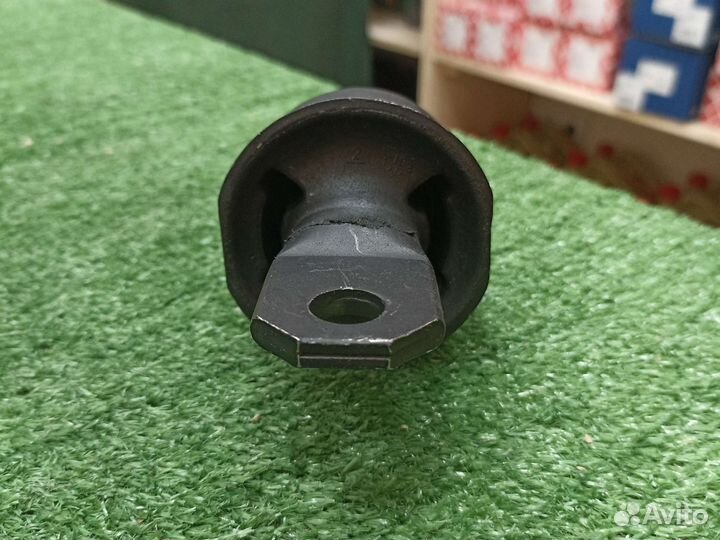 Сайлентблок рычага Ford C-Max (2003-2010г)
