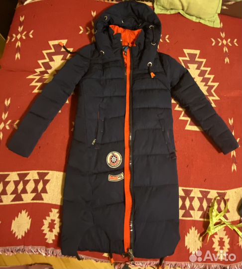 Пуховик зимний женский