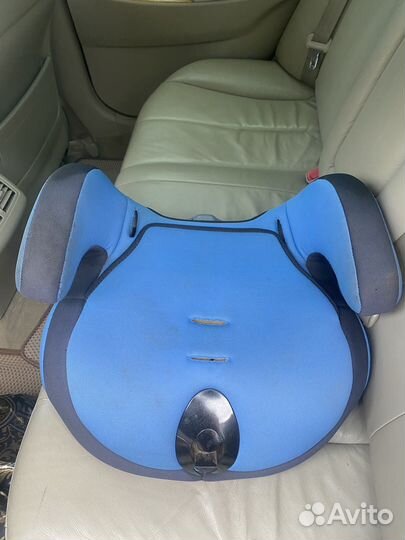 Детское кресло бустер