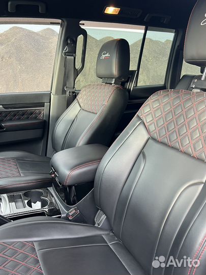 Mitsubishi Pajero 3.8 AT, 2019, 12 000 км