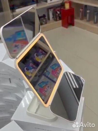 Зеркало настольное с подсветкой