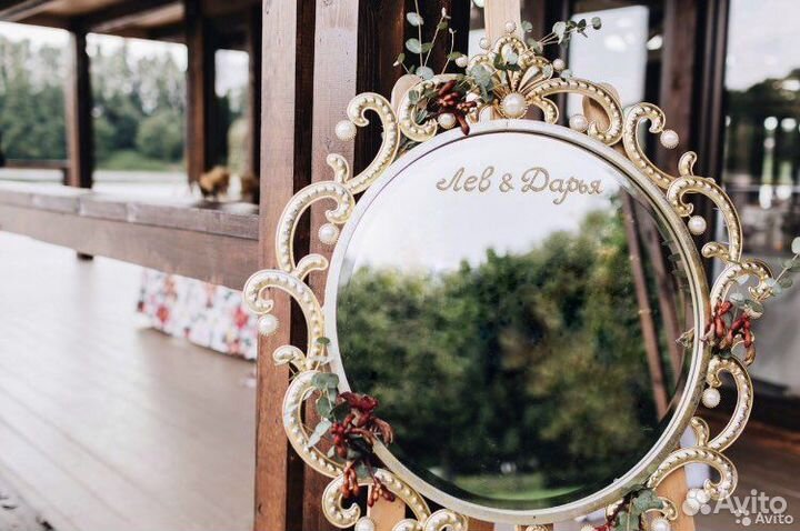 Зеркало диаметр 60 см без надписей с мольбертом