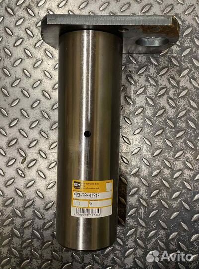Палец 423-70-41710
