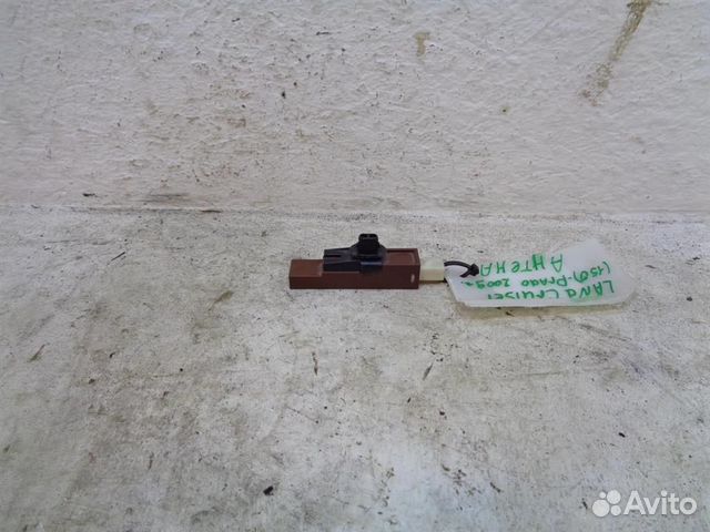 Антенна Toyota Land Cruiser Prado 150 2009