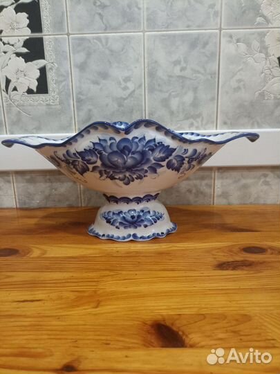 Ваза для фруктов гжель