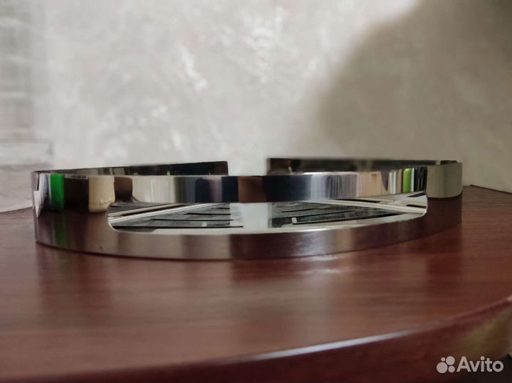 Угловая полка для ванной из нерж. стали новая