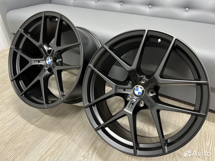 Диски разношир 554М R18 5*120 Black BMW F-Series