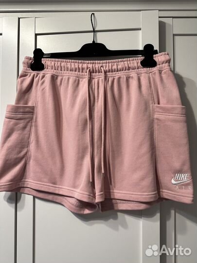 Шорты женски спортивные Nike размер L